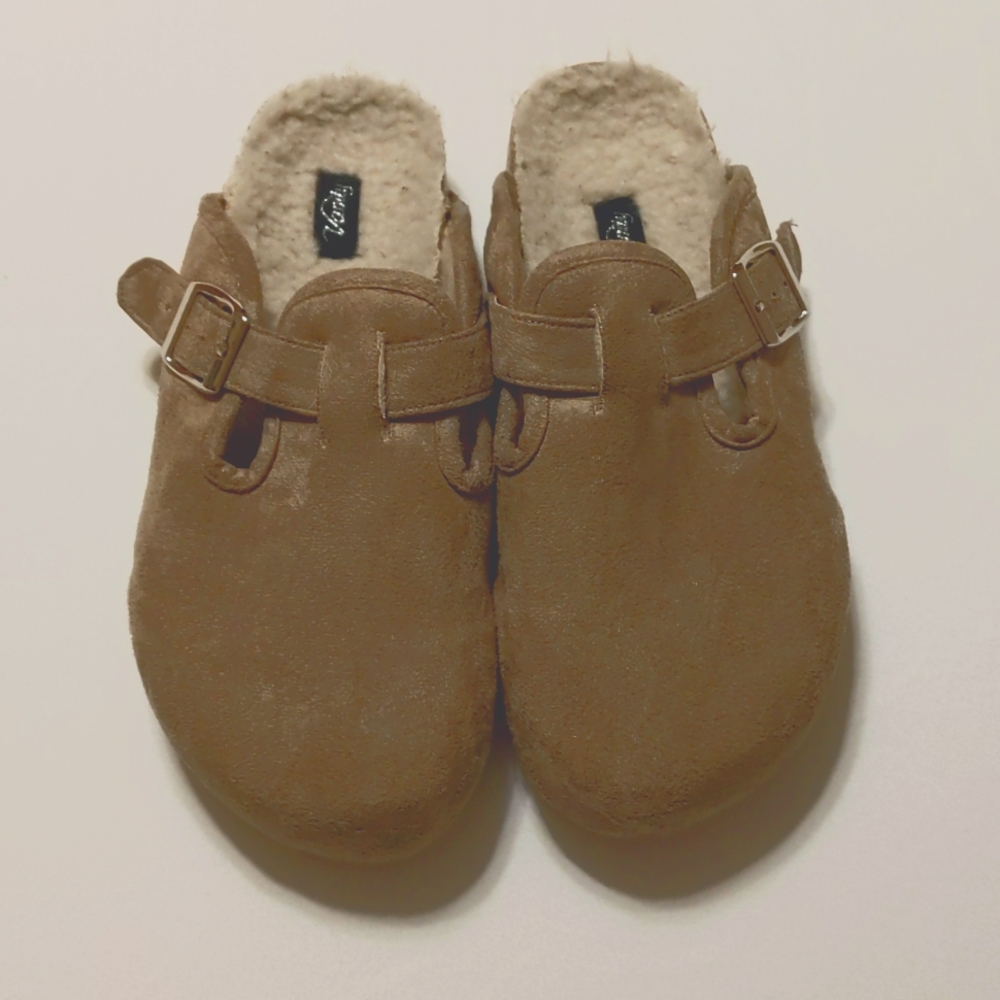 Faux suede fleece lined clogs